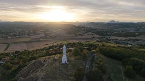 DJI_20260906194313_0011_D.JPG